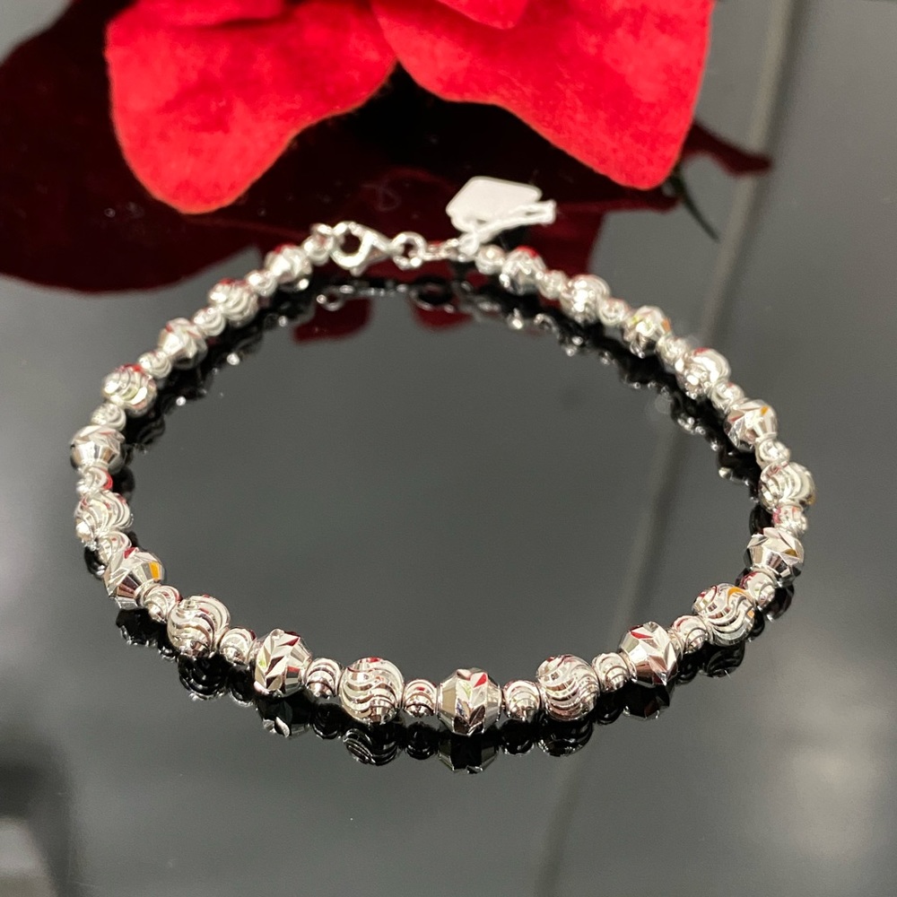 925 Sterling Silver Diamond Cut Bead Bracelet
